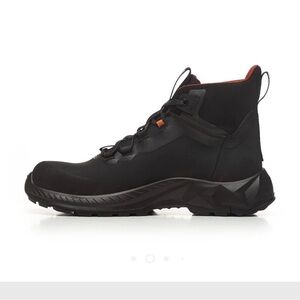 Stylish Black and Orange Men's Boots
